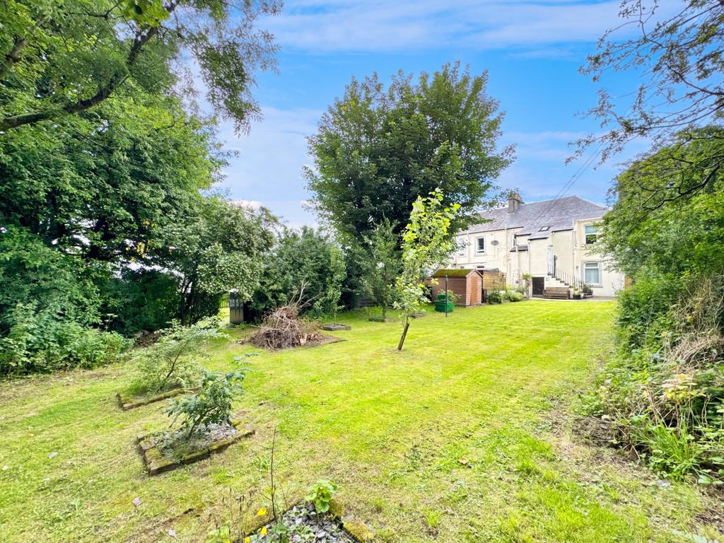 Mains Road, Beith rear garden