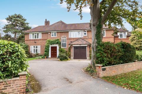 Copsem Drive, Esher, KT10