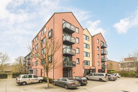 undefined, Union Lane, Isleworth TW7
