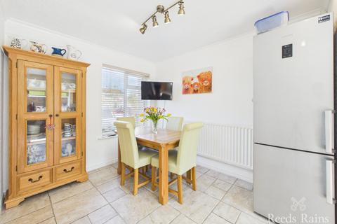 3 bedroom detached house for sale, Hayling Way, Durham TS18