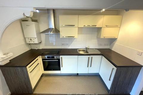 2 bedroom flat to rent, Cradley Road, Dudley, West Midlands, DY2
