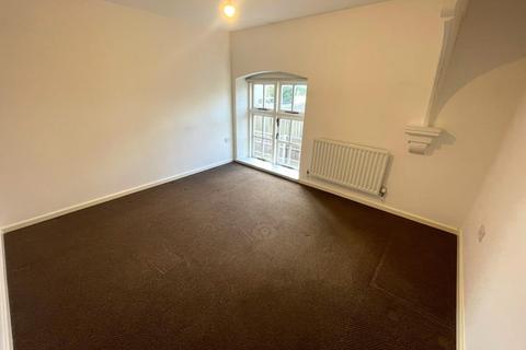 2 bedroom flat to rent, Cradley Road, Dudley, West Midlands, DY2