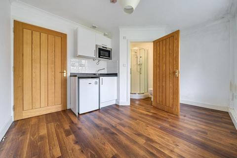undefined, Basingstoke,  Basingstoke,  RG22