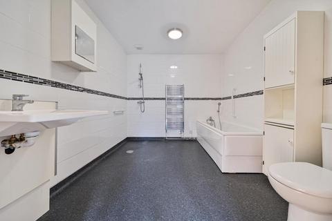 undefined, Basingstoke,  Basingstoke,  RG22