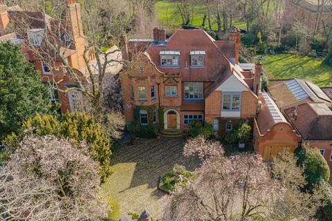 undefined, Broadlands Road, Highgate. London N6