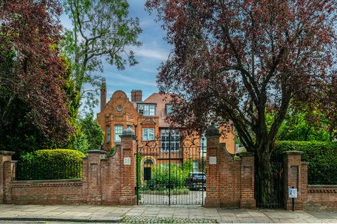 undefined, Broadlands Road, Highgate. London N6