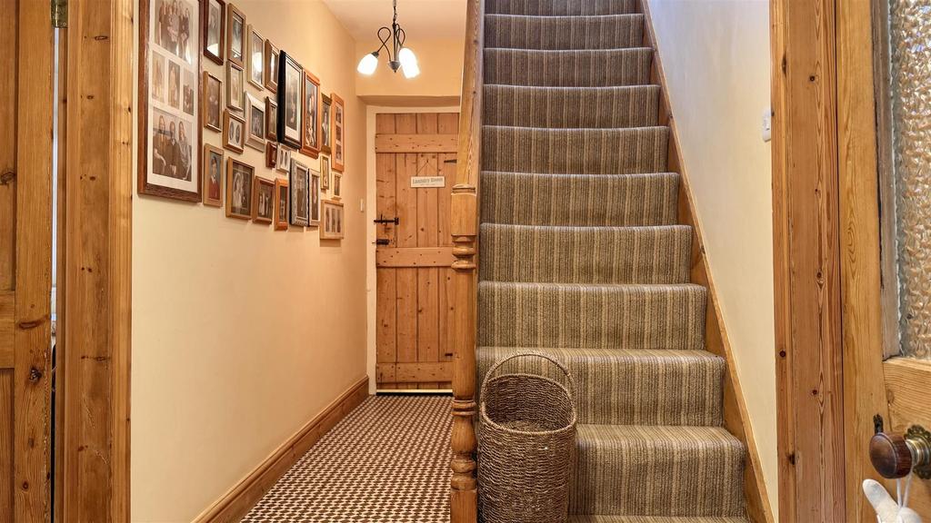 Stairs 1.jpg