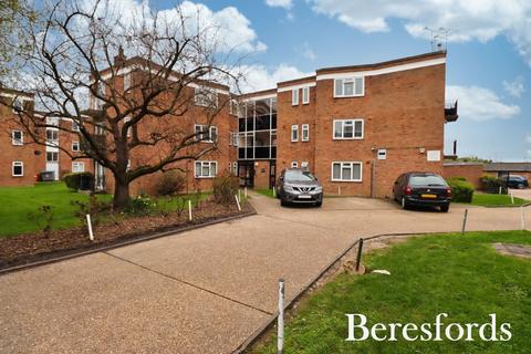 Avon Road, Upminster, RM14