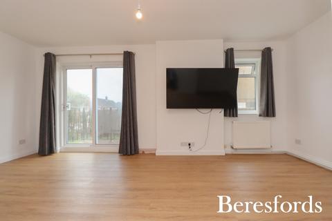 3 bedroom apartment for sale, Avon Road, Upminster, RM14