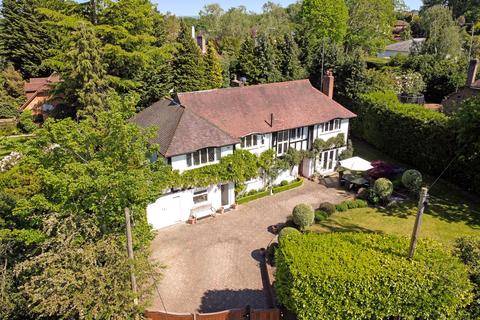 5 bedroom house for sale, Mountview Road, Esher, KT10