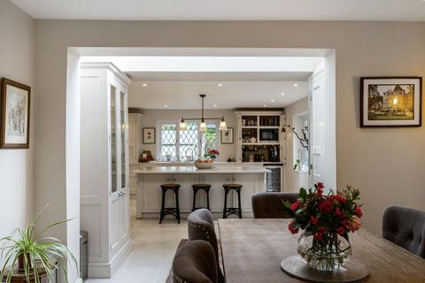 5 bedroom house for sale, Mountview Road, Esher, KT10