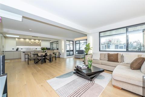4 bedroom flat for sale, HEREFORD HOUSE, OVINGTON GARDENS, London, SW3
