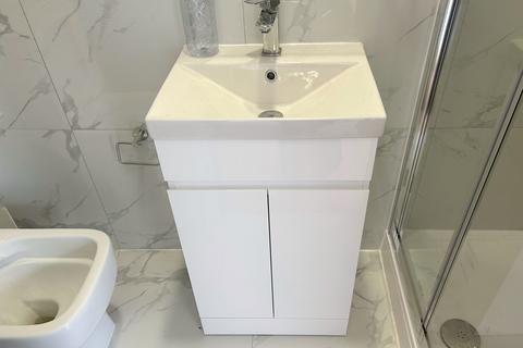 undefined, The Boadway,  Greenford, UB6
