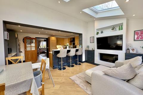 3 bedroom semi-detached house for sale, Old School Close, Hereford HR1