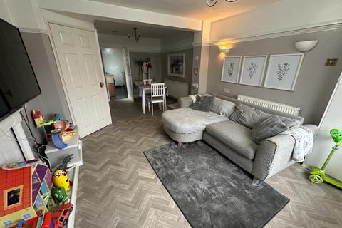2 bedroom terraced house for sale, Tutbury Road, Burton-on-Trent, DE13