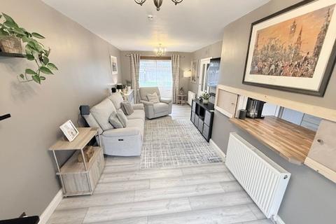undefined, Laurel Crescent, Kirkcaldy, KY2