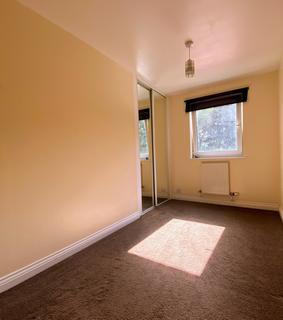 2 bedroom apartment to rent, The Parklands, Radcliffe M26