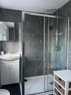 undefined, Broom Gardens, Croydon CR0