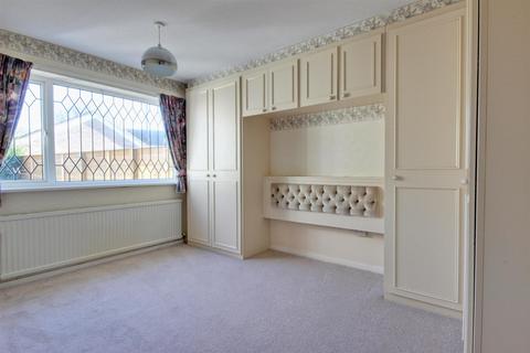 undefined, Laurel Close, Hull