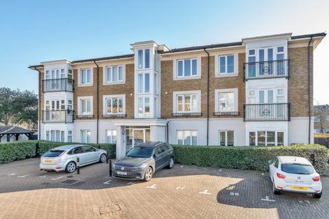2 bedroom flat to rent, Lumiere Court, London, SW17