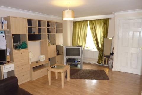 2 bedroom house for sale, Hutchins Road, Thamesmead, London, SE28
