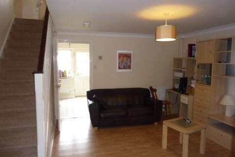 2 bedroom house for sale, Hutchins Road, Thamesmead, London, SE28