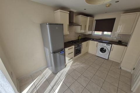 2 bedroom terraced house to rent, Barrie Way, Coventry