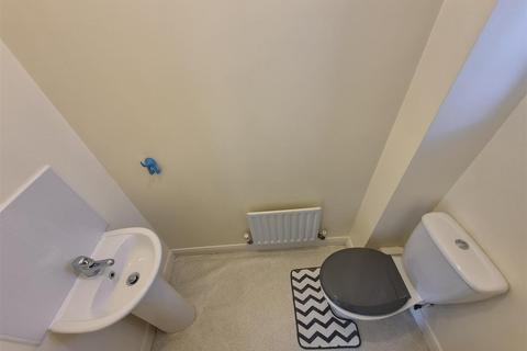 2 bedroom terraced house to rent, Barrie Way, Coventry