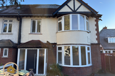5 bedroom semi-detached house for sale, Jersey Road, Greater London, TW7