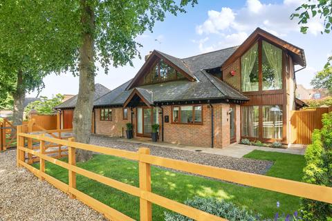 undefined, New Road, Stokenchurch, HP14