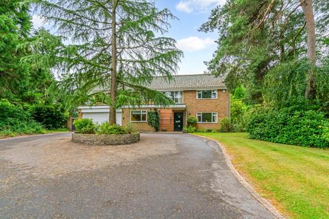 4 bedroom detached house for sale, Azalea Way, Camberley, GU15