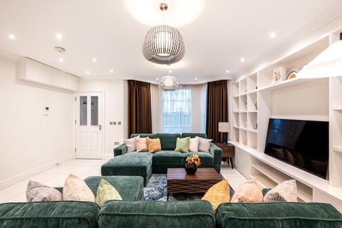 undefined, Scarsdale Villas, Kensington, London, W8