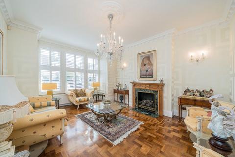 undefined, St. Marys Crescent, Isleworth TW7