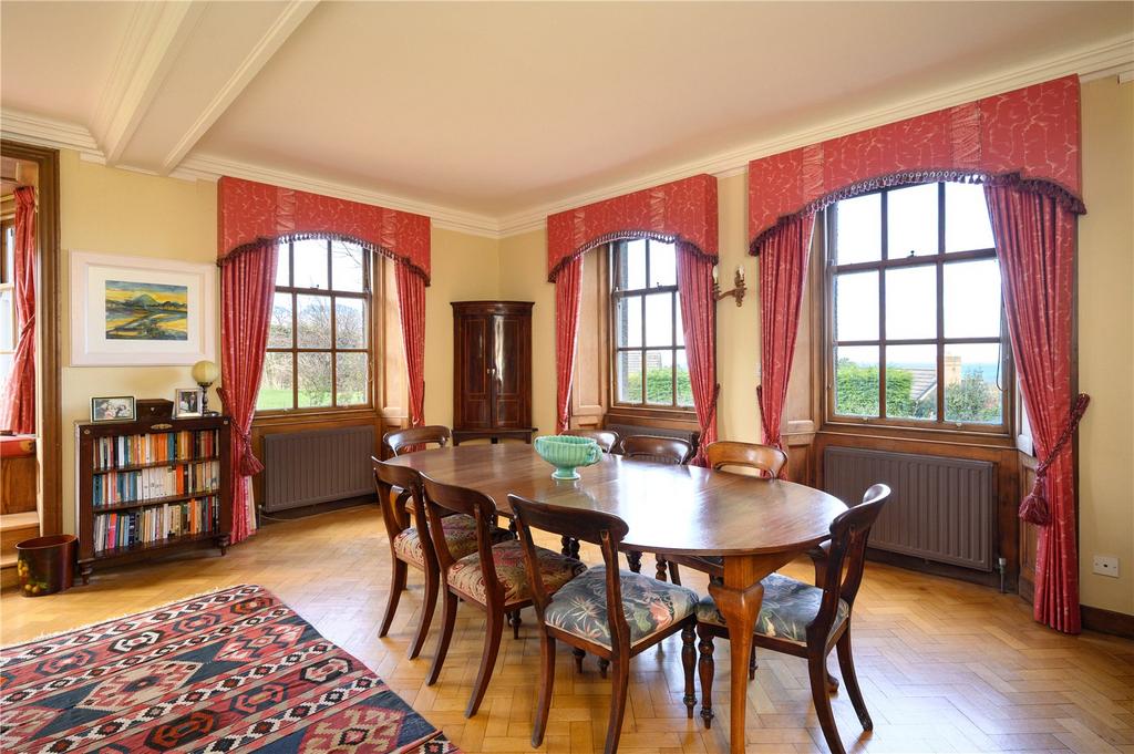 Sitting Room/Dining
