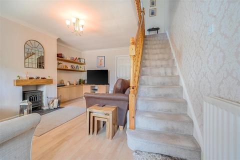 4 bedroom semi-detached house for sale, Brabham Close, Kidderminster