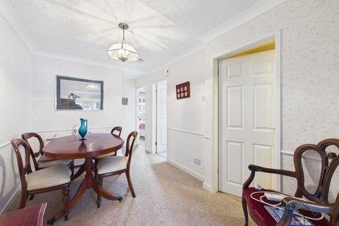 3 bedroom bungalow for sale, St. Ives Avenue, Freckleton PR4