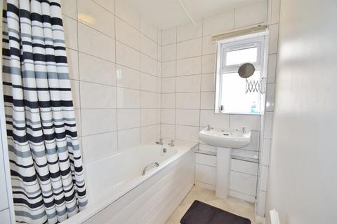 2 bedroom flat for sale, Stanmore