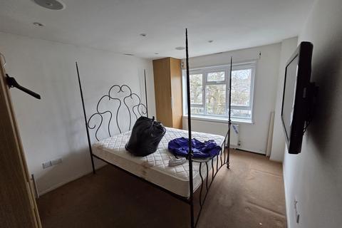 2 bedroom flat for sale, South Croydon CR2