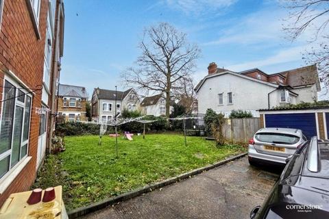 2 bedroom flat for sale, South Croydon CR2