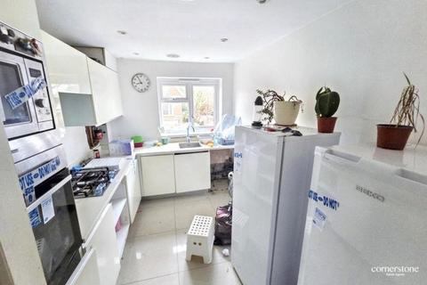 undefined, South Croydon CR2