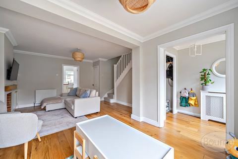 undefined, Russell Road, Horsell, Woking, Surrey, GU21