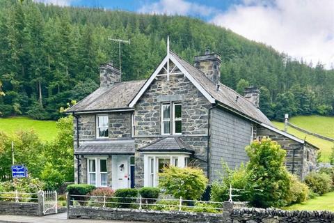 7 bedroom detached house for sale, Holyhead Road, Betws-y-Coed LL24