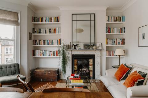 2 bedroom flat for sale, Aspinall Road, London SE4