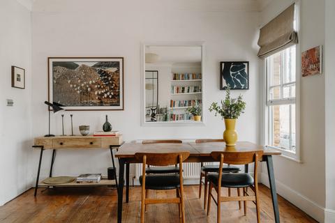 2 bedroom flat for sale, Aspinall Road, London SE4