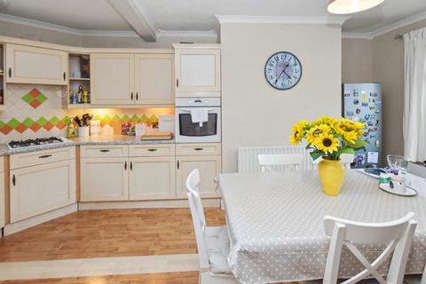 3 bedroom semi-detached house for sale, Halliday Grove, Leeds, West Yorkshire