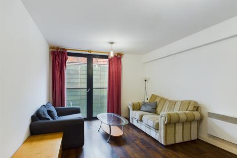 2 bedroom flat to rent, Southside Development, Birmingham B5