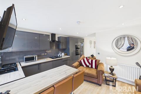 undefined, Bannister Drive, Hull