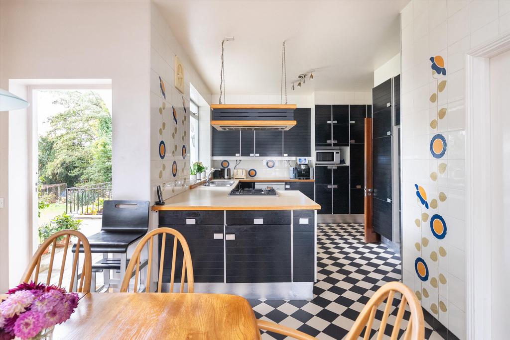 Kitchen, open plan living
