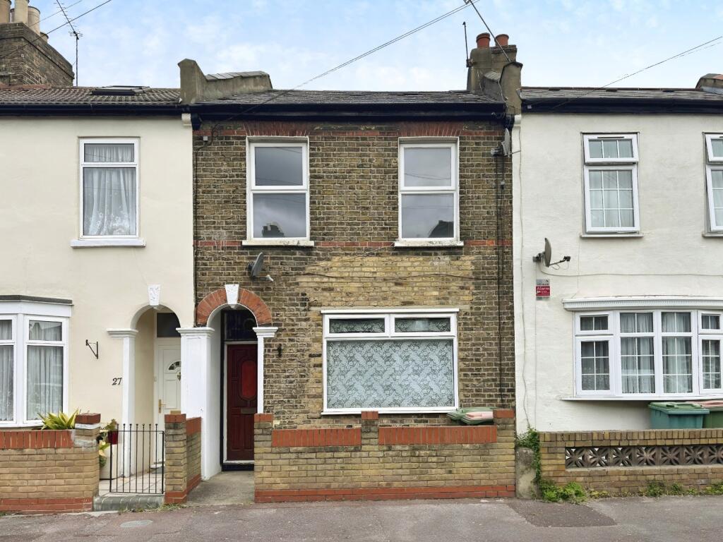4 bed  house to rent Ingal Road, London E13