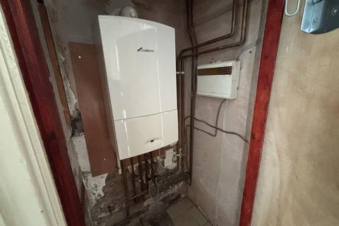 undefined, 1, Liverpool L14